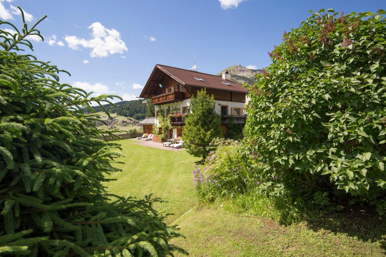 Villa Al Bosco Sëlva di Val Gardena Eksteriør billede