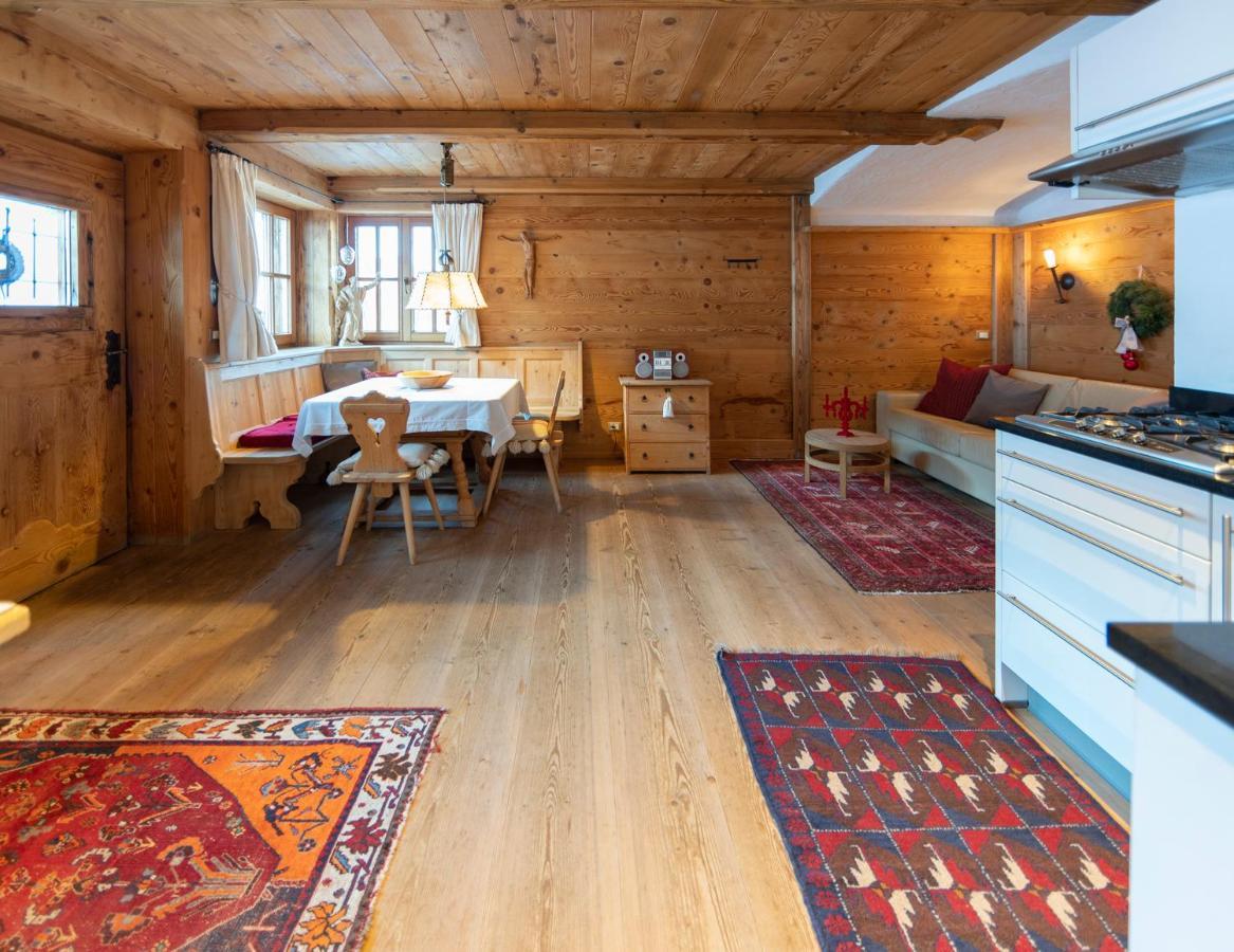 Villa Al Bosco Sëlva di Val Gardena Eksteriør billede