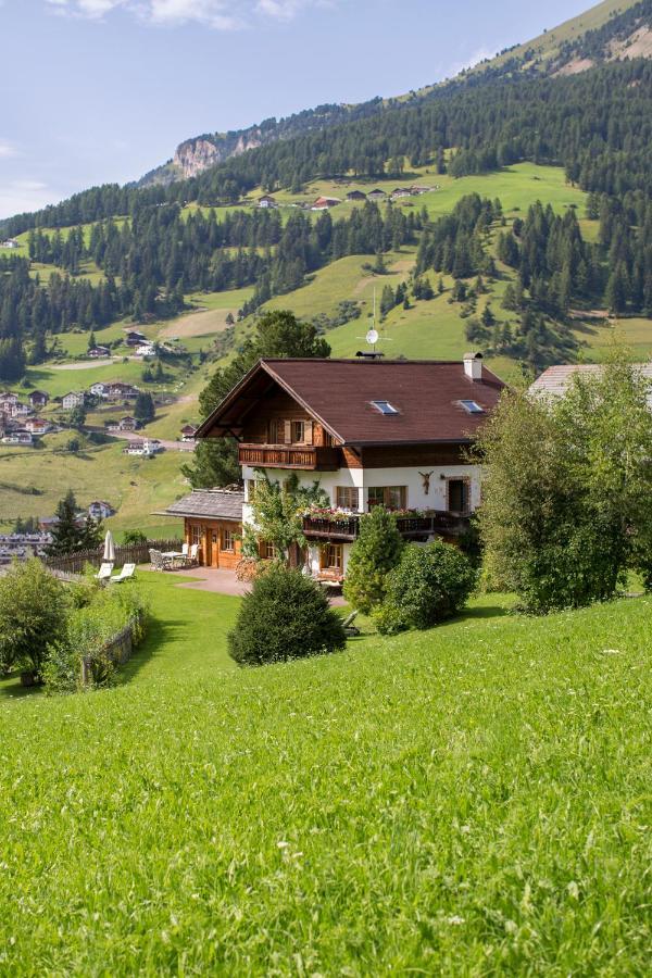 Villa Al Bosco Sëlva di Val Gardena Eksteriør billede